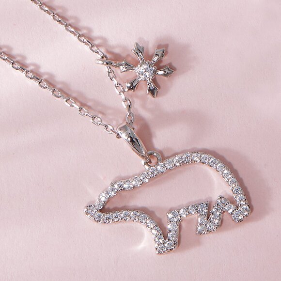 Polar Bear Necklace - Charmed Aroma Polar Bear Collection - Picture 1 of 3